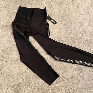 BNWT UltraCor Leggings